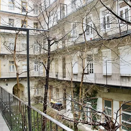 Premium By Hi5- Bródy Street Budapest
