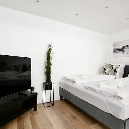 Premium By Hi5- Brody Street * Budapest