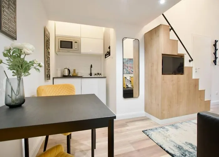 Premium By Hi5- Brody Street * Budapesta